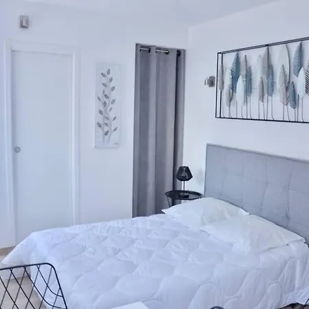 Dolmen Adrien 2 Apartament Tours