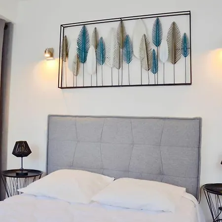 Dolmen Adrien 2 Тур