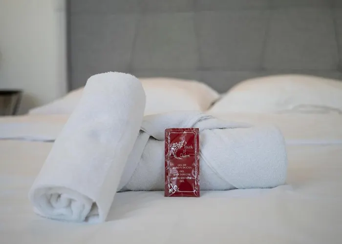 Dolmen Adrien 2 * טור