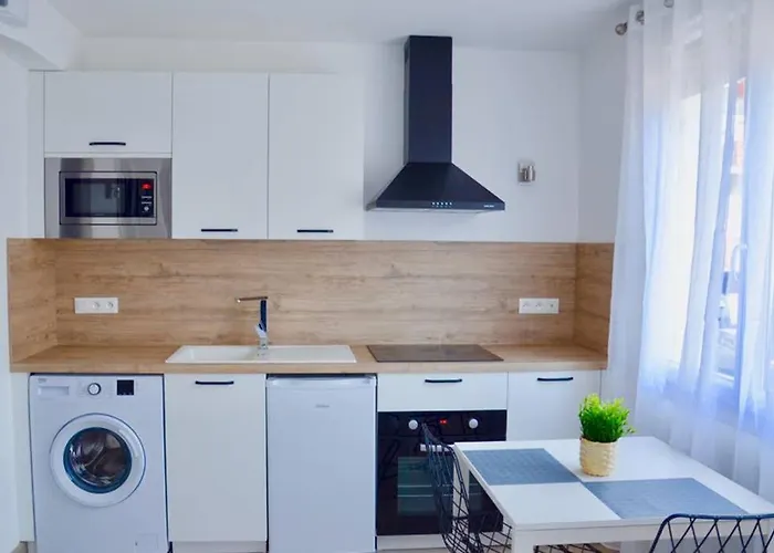 Apartman Dolmen Adrien 2